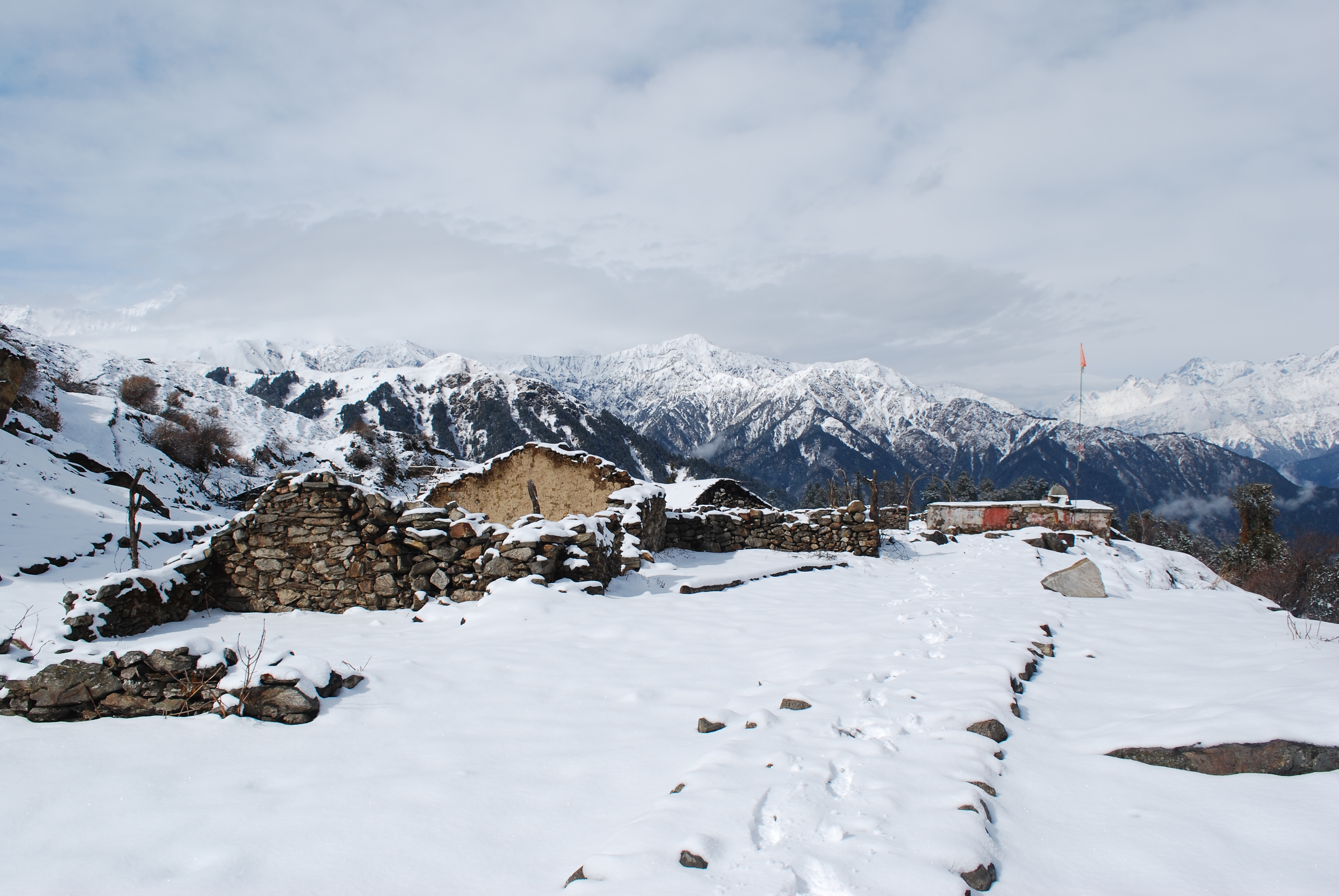 Pebbles Resort & Jungle Camp Neelkanth Road